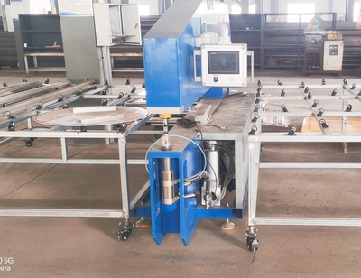 交通标志牌自动铆钉机2米型号，大型公路标牌铆接机