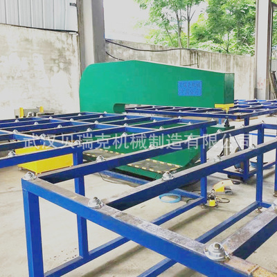 2米交通标志牌自动铆钉机，标牌铆接机制造