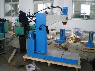 落地式大喉深铆接机，大空间铆接机